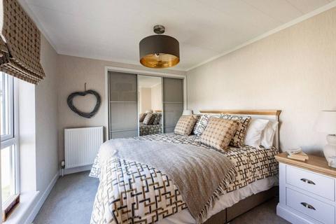 2 bedroom park home for sale, Belton