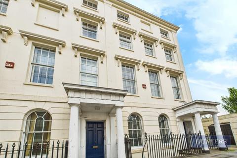 2 bedroom flat for sale, Portland Terrace, Southampton