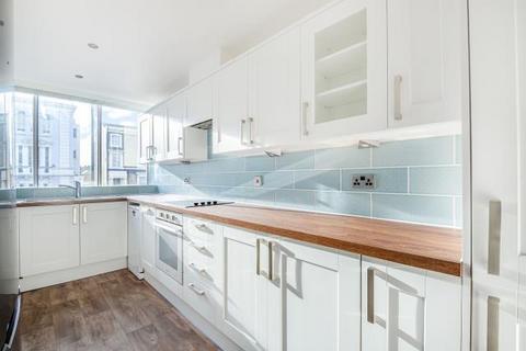 2 bedroom flat to rent, Holloway Road, Islington, N19