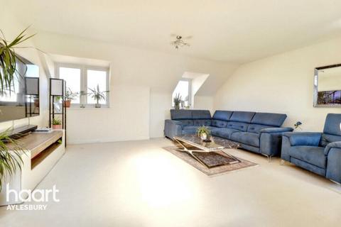 2 bedroom apartment to rent, Bicester Road, AYLESBURY