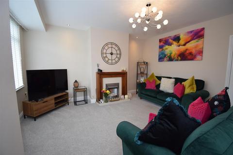 2 bedroom semi-detached house for sale, Warwick Road, South Shields