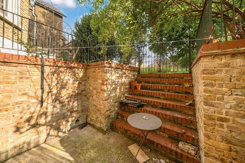 2 bedroom flat for sale, Eltham Road, Lee, London, SE12