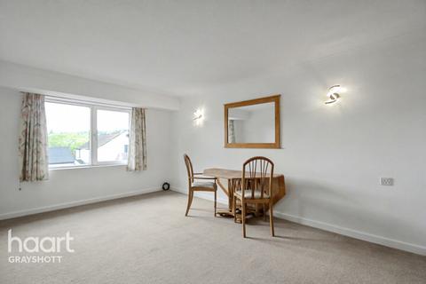 1 bedroom apartment for sale, Wey Hill, Haslemere