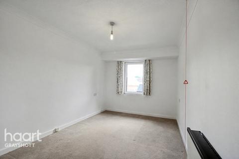 1 bedroom apartment for sale, Wey Hill, Haslemere