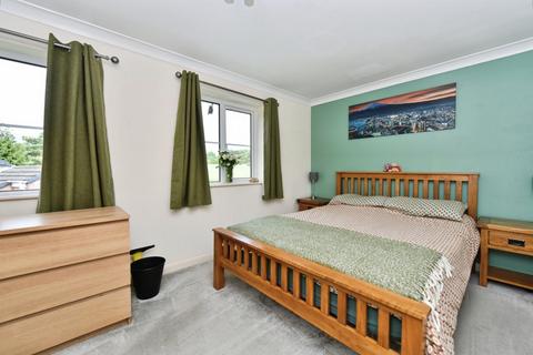 3 bedroom semi-detached house for sale, Houldsworth Drive, Chesterfield S41
