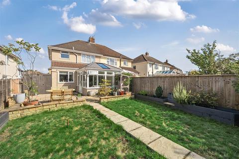 24 Fanshawe Road, Bristol, BS14 9RX