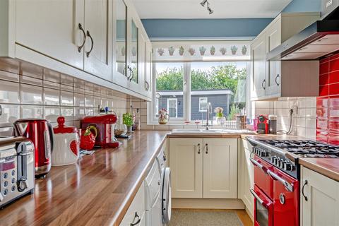 24 Fanshawe Road, Bristol, BS14 9RX