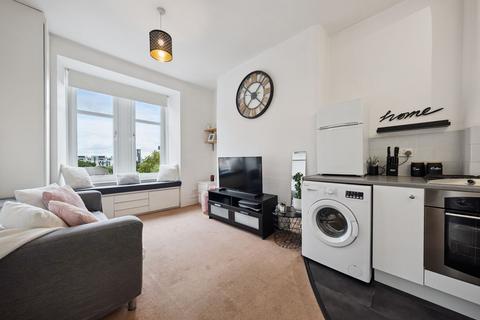 1 bedroom flat for sale, Kildonan Drive, Flat 2/2, Thornwood, Glasgow, G11 7XG