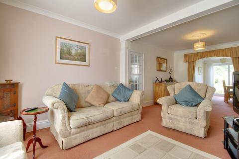 30 Richmond Road, Swindon, SN2 1LZ