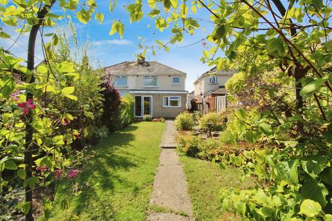 30 Richmond Road, Swindon, SN2 1LZ