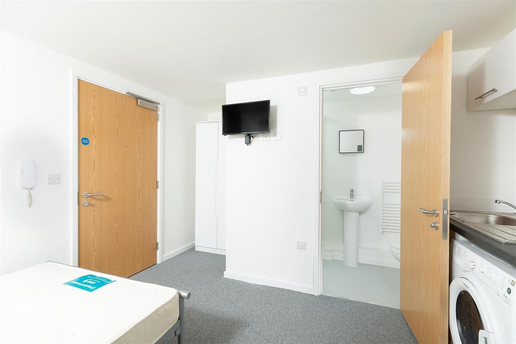 HR-478 Wellsway Bath BA22 UB-8.jpg