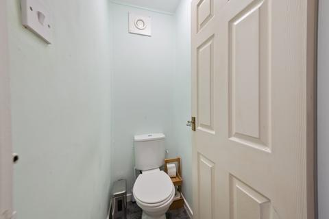 50 Lambourn Close, London, W7 2LN