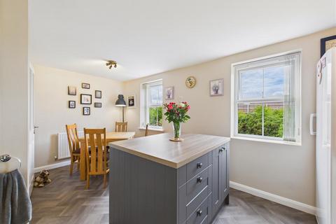 4 bedroom semi-detached house for sale, Harewood Crest, Brough