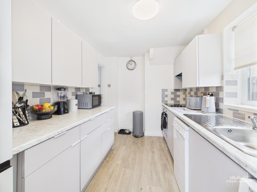 Kitchen 2