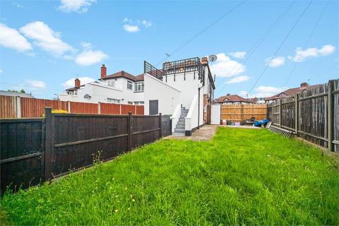 2 bedroom maisonette to rent, Vincent Gardens, Neasden