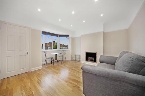 2 bedroom maisonette to rent, Vincent Gardens, Neasden