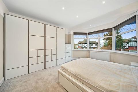 2 bedroom maisonette to rent, Vincent Gardens, Neasden