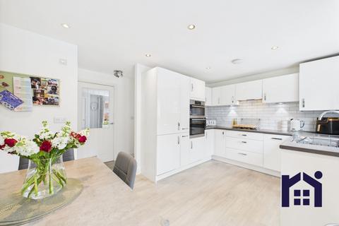 5 Booth Avenue, Chorley, PR7 3SB