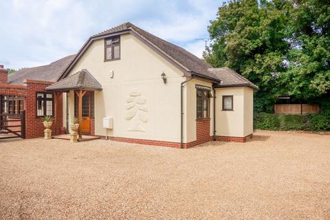 undefined, Hullbridge Road, Rayleigh SS6