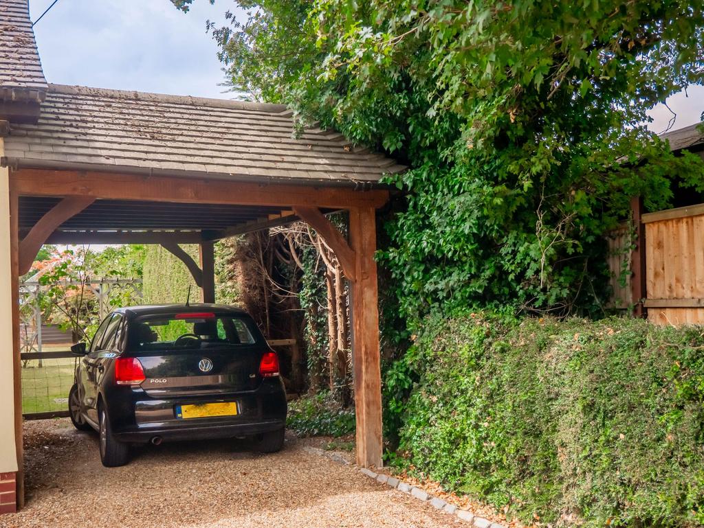 Parking - Car port