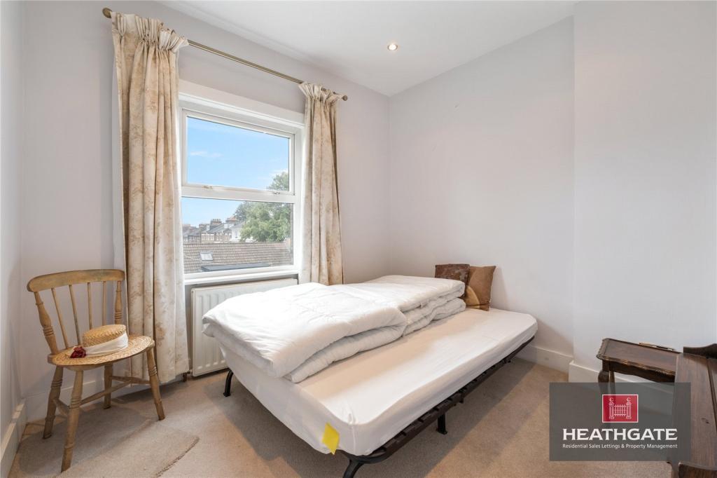 Gayton-crescent-hampstead-village-nw3