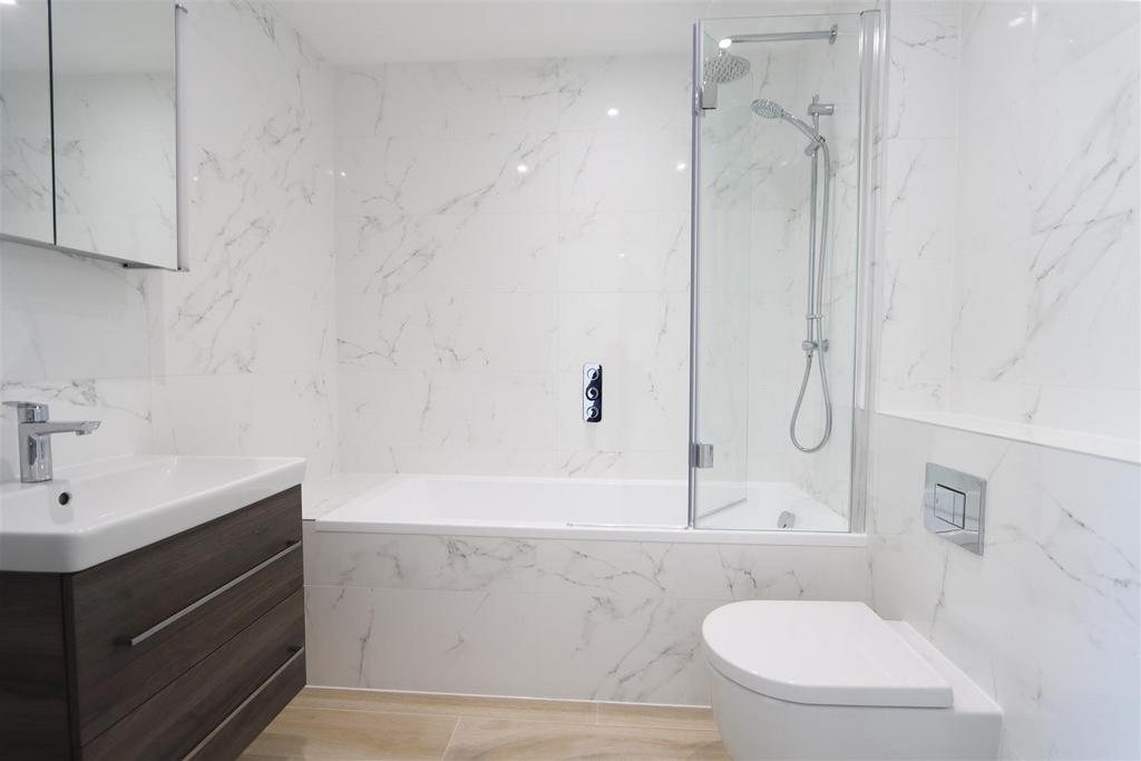 Bathroom edit.jpg