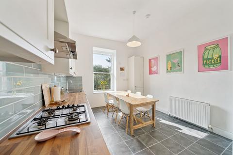2 bedroom flat for sale, Mingarry Street, Flat 2/2, North Kelvinside, Glasgow, G20 8NT