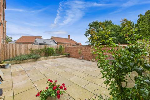 4 bedroom townhouse for sale, Ropers Court, Lavenham