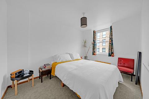 103 Reginald Road, London, SE8 4RS