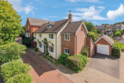 3 bedroom semi-detached house for sale, Jill Grey Place, Hitchin, SG4