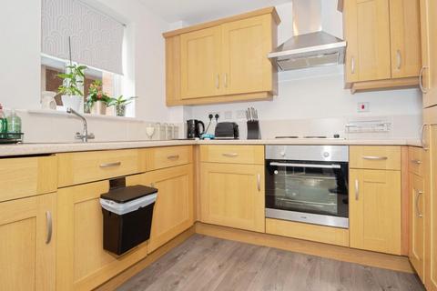 undefined, Chapman Road, Thornbury, BD3 7FE