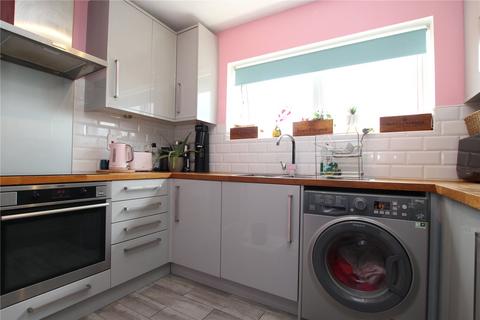 2 bedroom flat for sale, Erebus Drive, London, SE28