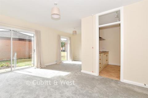 undefined, Hesketh Close, Cranleigh GU6