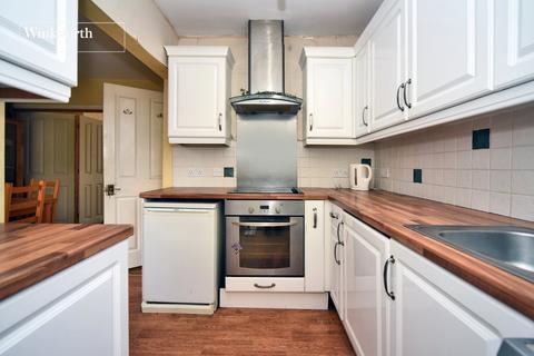 4 bedroom semi-detached house for sale, Fieldsend Road, Cheam, Sutton, SM3