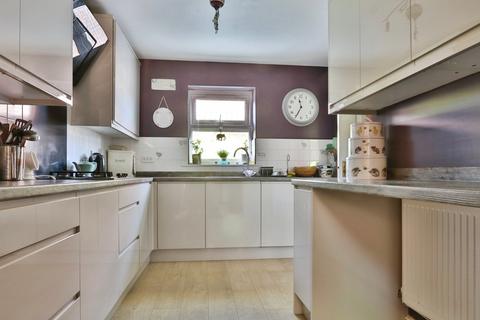 4 bedroom detached house for sale, Woodland Rise, Driffield YO25