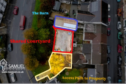 2 bedroom detached house for sale, The Barn, Cardiff Road, Aberdare