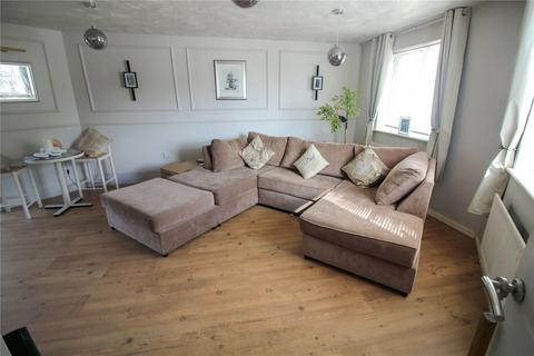 3 bedroom end of terrace house for sale, Waggoner Close, Wiltshire SN25