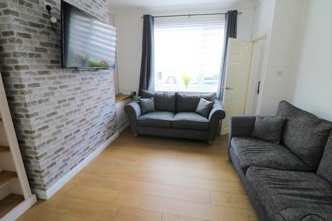 2 bedroom terraced house for sale, Livingstone Road, Cheshire CH65