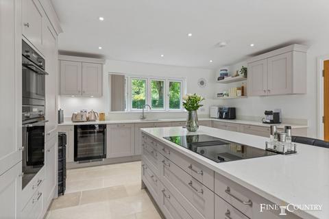 4 bedroom detached house for sale, Edith Weston