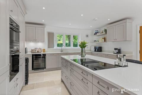 4 bedroom detached house for sale, Edith Weston