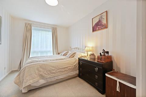 undefined, Eaton Road, Beddington Manor, SM2