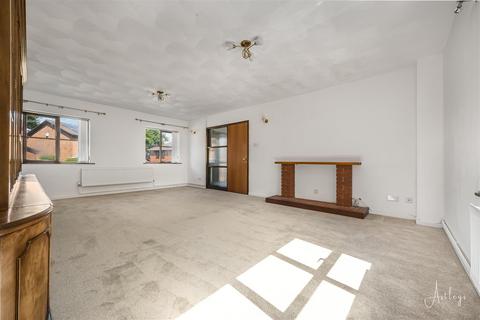 4 bedroom detached house for sale, Llwynderw Close, West Cross, Swansea