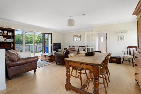 undefined, Upper Rodmersham, Rodmersham, Sittingbourne, Kent, ME9 0QL
