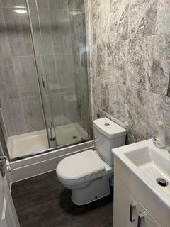 1 bedroom flat to rent, High Road, Ilford, IG3