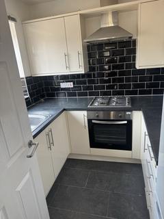 1 bedroom flat to rent, High Road, Ilford, IG3