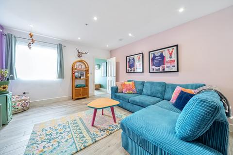 undefined, South Norwood Hill, South Norwood, London, SE25