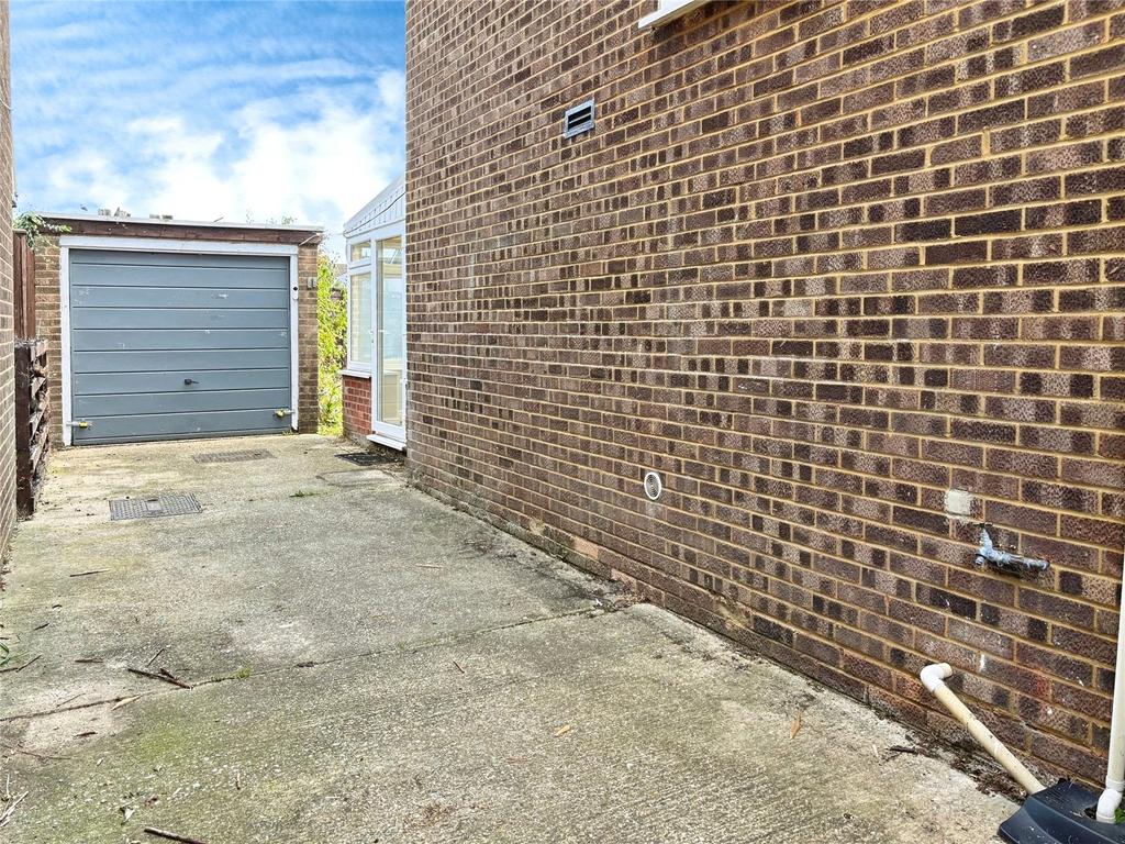 Driveway &amp; Garage