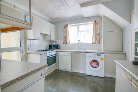 3 bedroom semi-detached house for sale, Worcester Place, Sholing