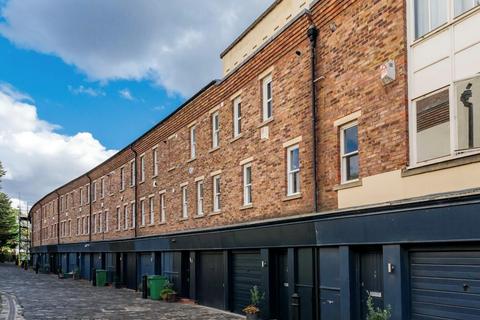undefined, St. Pauls Mews, Camden, NW1