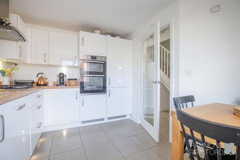 15 Finch Road, Attleborough, NR17 1GL